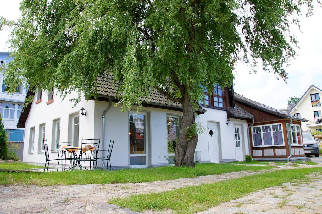 Haus Friedrich-Goehren Apartment Exterior photo